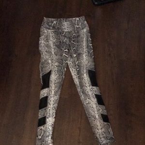 Sommer Ray workout pants